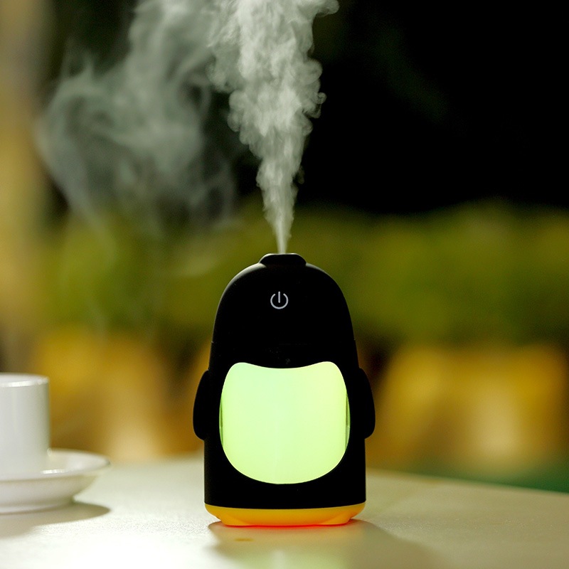 Penguin Humidifier Home Office Aroma fog The instrument Mini humidifier USB Night lightpenguin