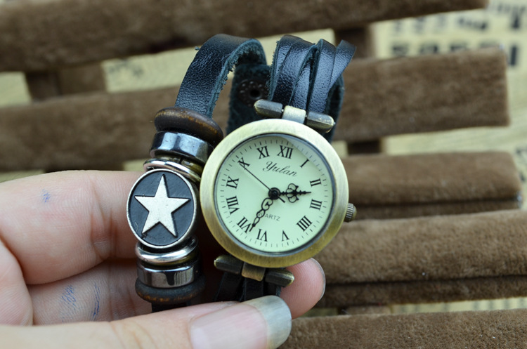 Retro Bracelet   fashion personality Five-pointed star Belt table Artificial   Weave Watch
