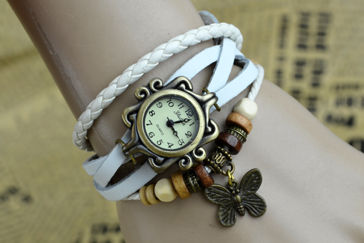 Retro Bracelet   Green bronze Round head   Eiffel Tower Watch Small fresh Fashion Ladies table
