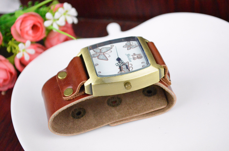 Retro Watch  blue Mirror Cool Western style Big head fashion trend Ms Watch