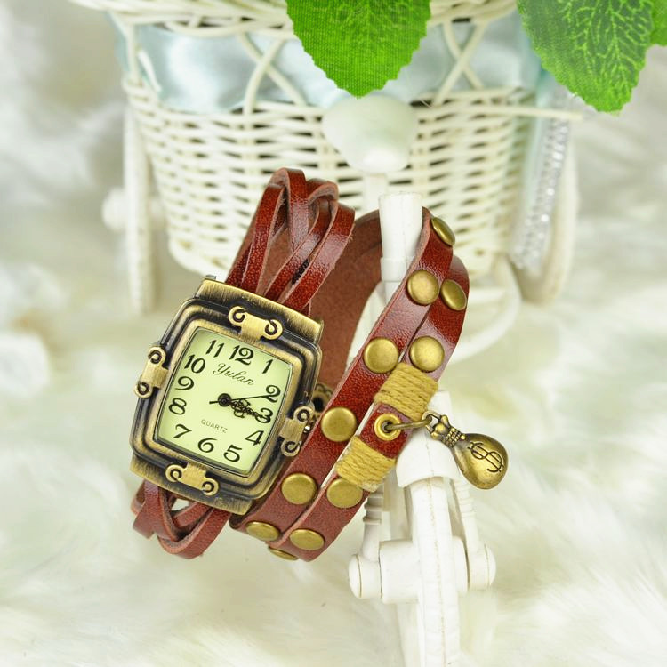 Retro Genuine Leather Bracelet Features Multilayer Cowhide fashion Watch men and women Neutral table