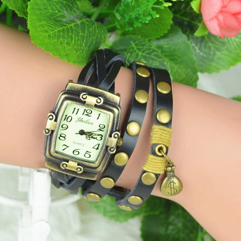 Retro Genuine Leather Bracelet Features Multilayer Cowhide fashion Watch men and women Neutral table