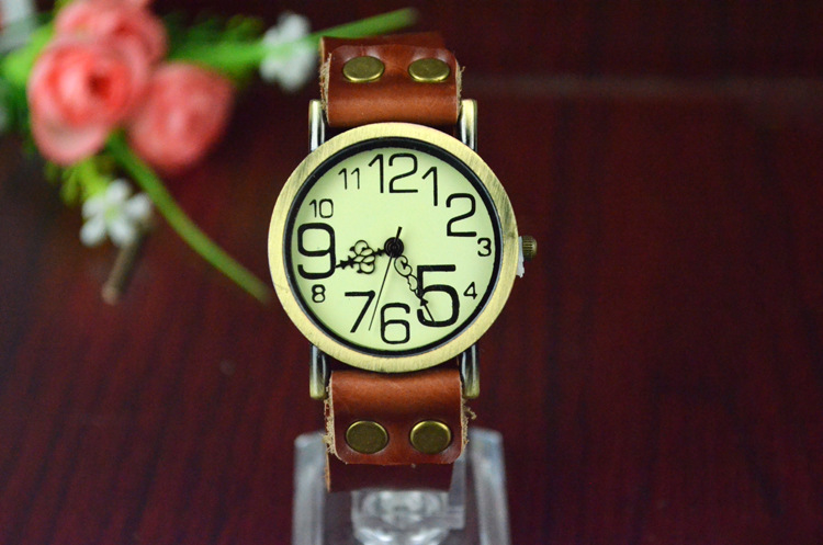 Retro Leisure Genuine Leather Watch   Creative digital Mori fashion trend Watch