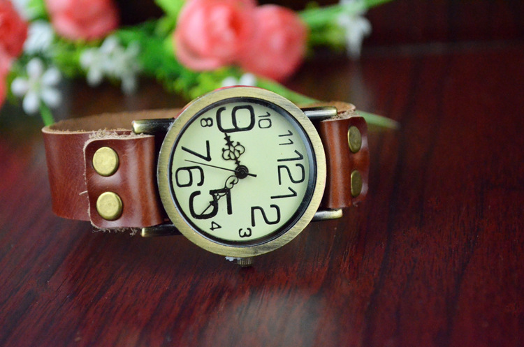 Retro Leisure Genuine Leather Watch   Creative digital Mori fashion trend Watch