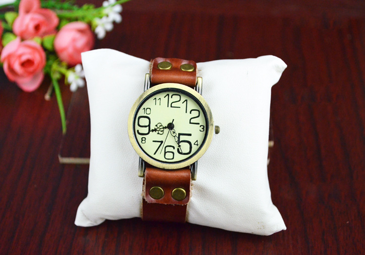Retro Leisure Genuine Leather Watch   Creative digital Mori fashion trend Watch
