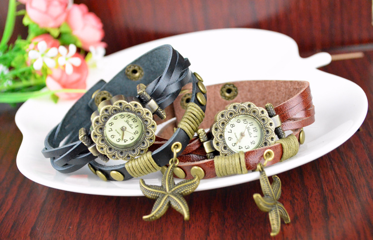 Retro Watch  Bronze rivet Retro Bracelet fashion trend manual prepared by'   Quartz watches