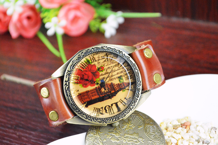 Retro fashion trend personality Watch London Big Ben Creative Watch