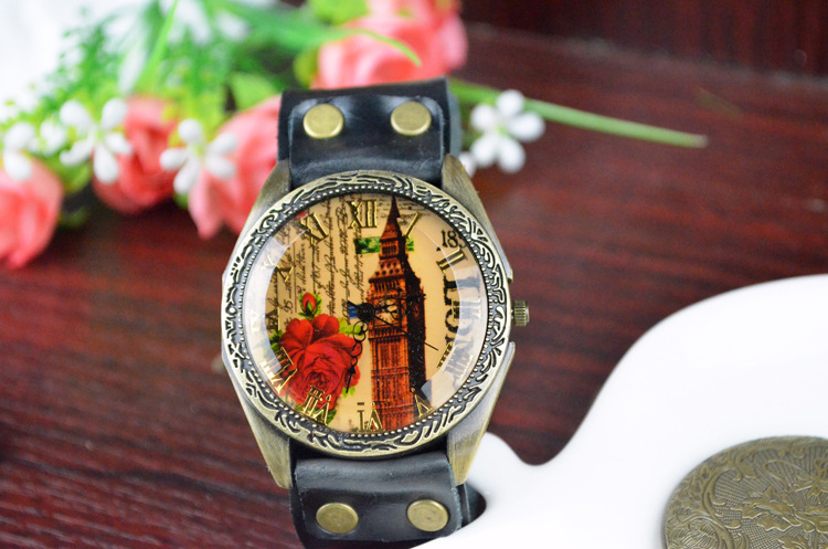 Retro fashion trend personality Watch London Big Ben Creative Watch