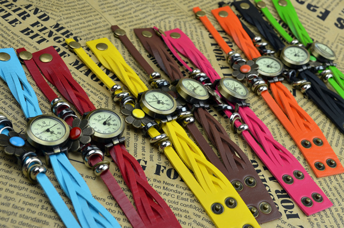 Retro fashion trend Watch color Dijiao Flowers Artificial prepared by Ms Watch