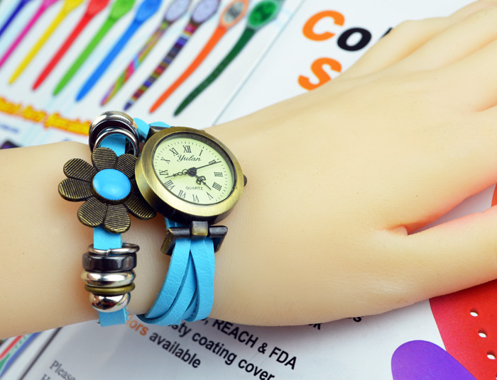 Retro fashion trend Watch color Dijiao Flowers Artificial prepared by Ms Watch