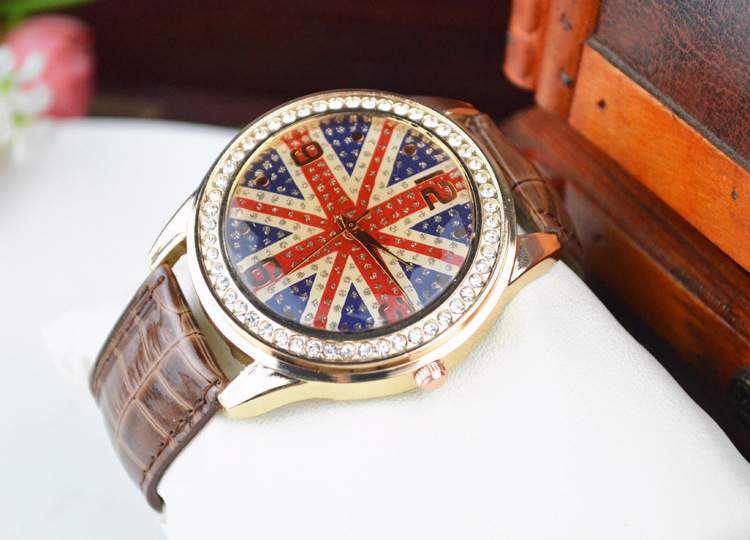 Retro trend fashion personality United Kingdom Flag watch With scale Drill table