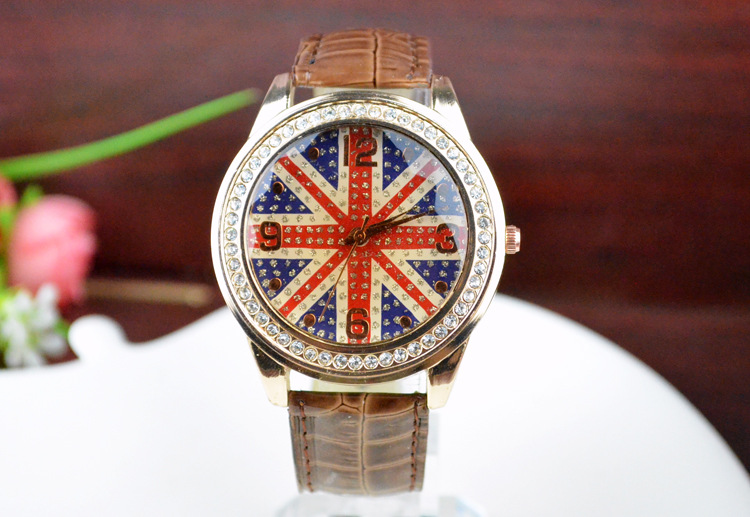 Retro trend fashion personality United Kingdom Flag watch With scale Drill table