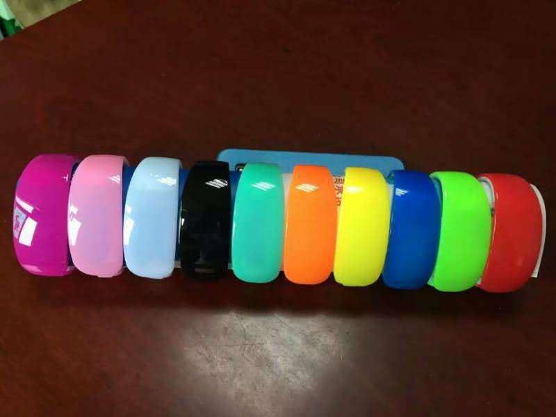 Fashion Dolphin LED Watch Cool Student Child Movement Double Button jelly Digital Watch