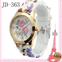 Color Print Watch  Blue And White Porcelain Color Printing Flowers Watch Fashion Trend Ms Watches