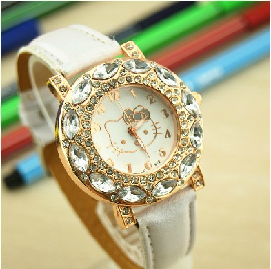 KT cat Watch   HELLO KITTY girl Watch   Diamond fashion trend lovely Female table