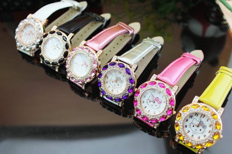KT cat Watch   HELLO KITTY girl Watch   Diamond fashion trend lovely Female table