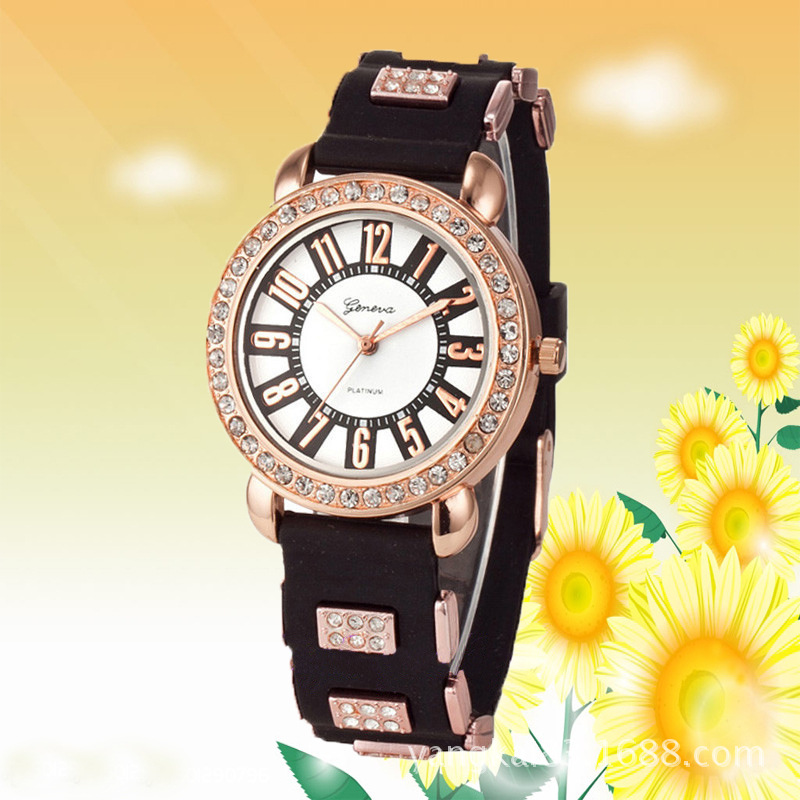 Diamond Geneva Female Watch Fashion Trend Simple Ms Watches
