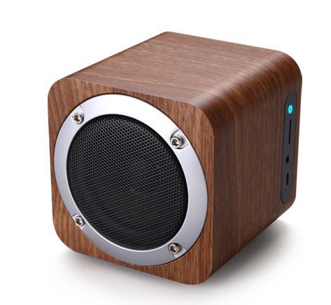 Mobile Phone Wireless Bluetooth Small Sound Portable Small Steel gun Woody Speaker Card Bass