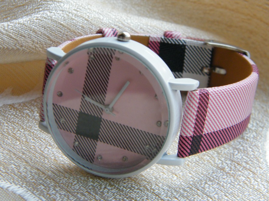Fashion Ms Watch  Belt Student Wacth Simple Personality Ms Watch Fashion Wacthes