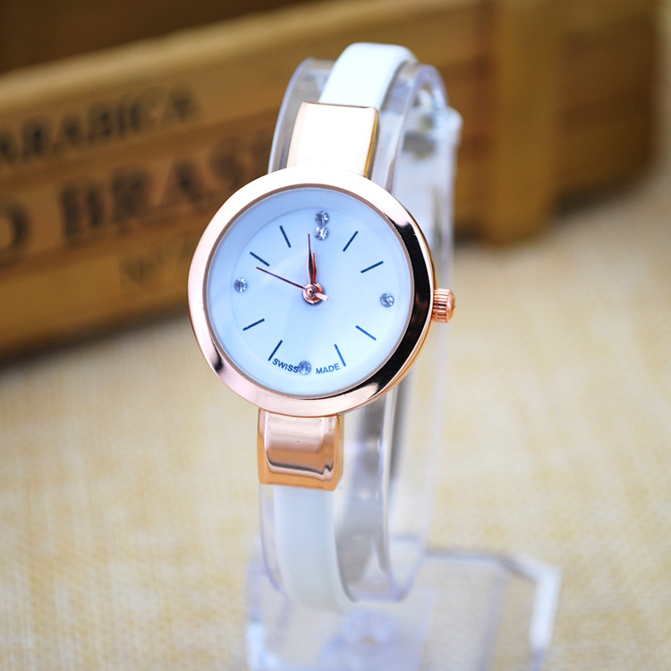 Ms Thin belt Watch Temperament Fashion Small dial Belt Bracelet Ms Watches