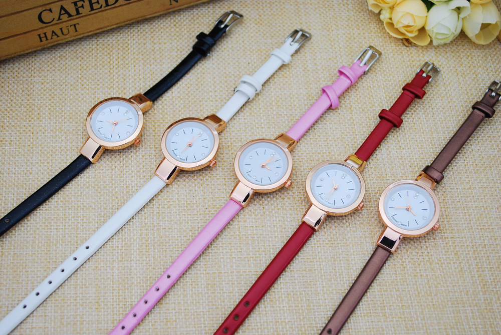 Ms Thin belt Watch Temperament Fashion Small dial Belt Bracelet Ms Watches