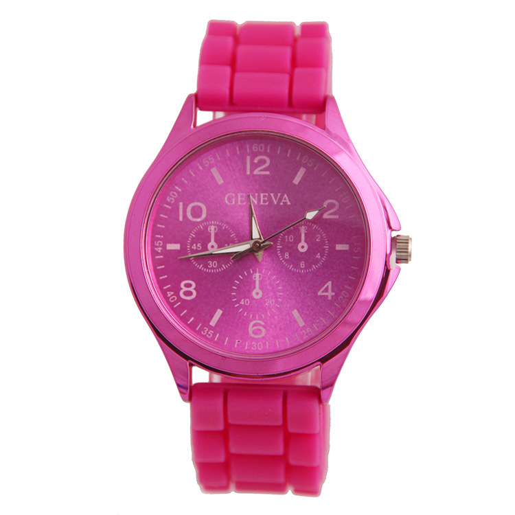 Retro Watch  Color TV Single Level Geneva Color Case Genuine Leather Western Style Fashion Couple