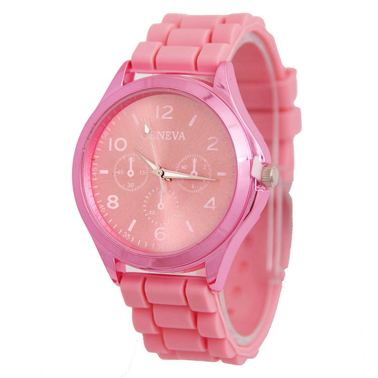 Retro Watch  Color TV Single Level Geneva Color Case Genuine Leather Western Style Fashion Couple