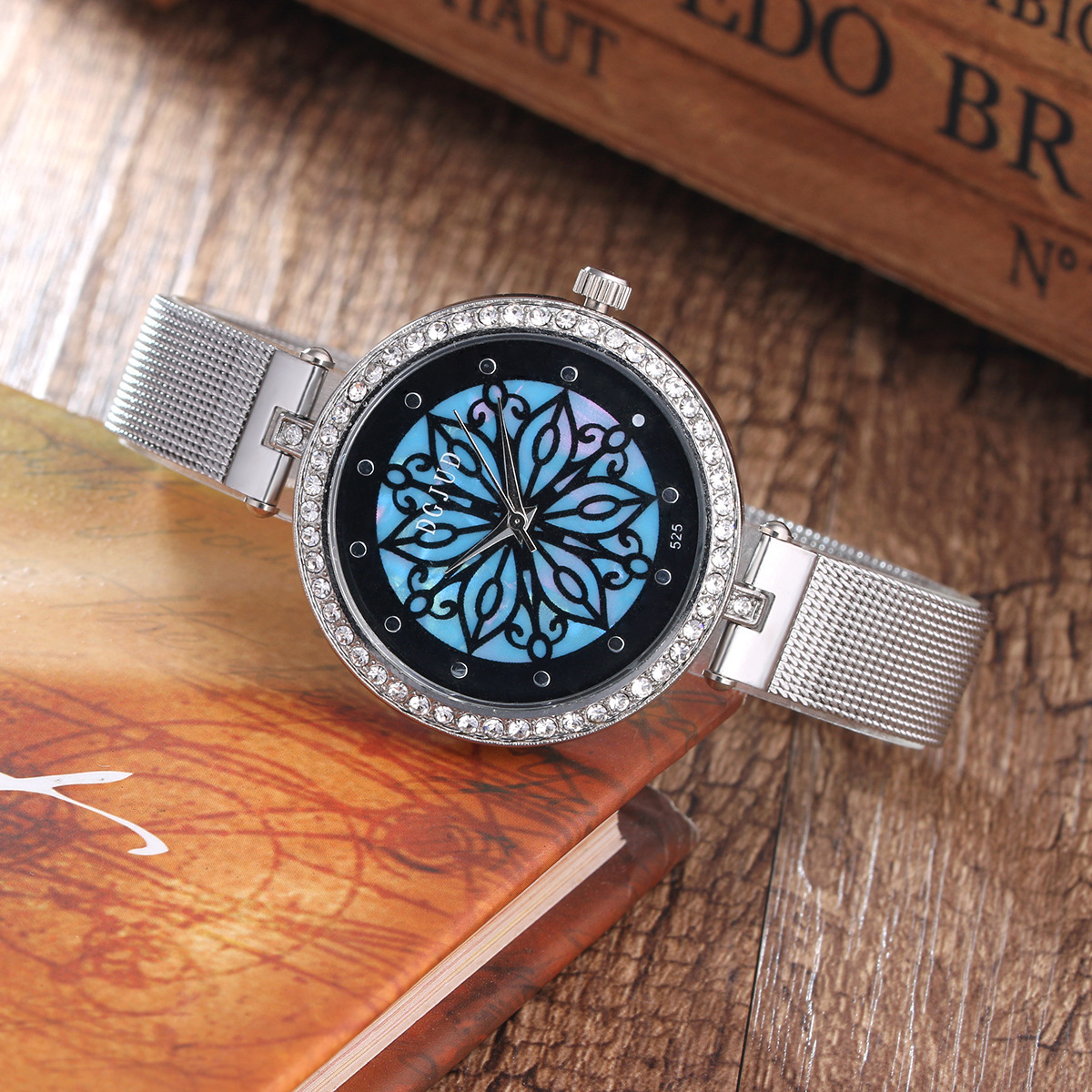 Ms Leisure Mesh Belt Diamond Watch Creative Fashion  Trend Watch