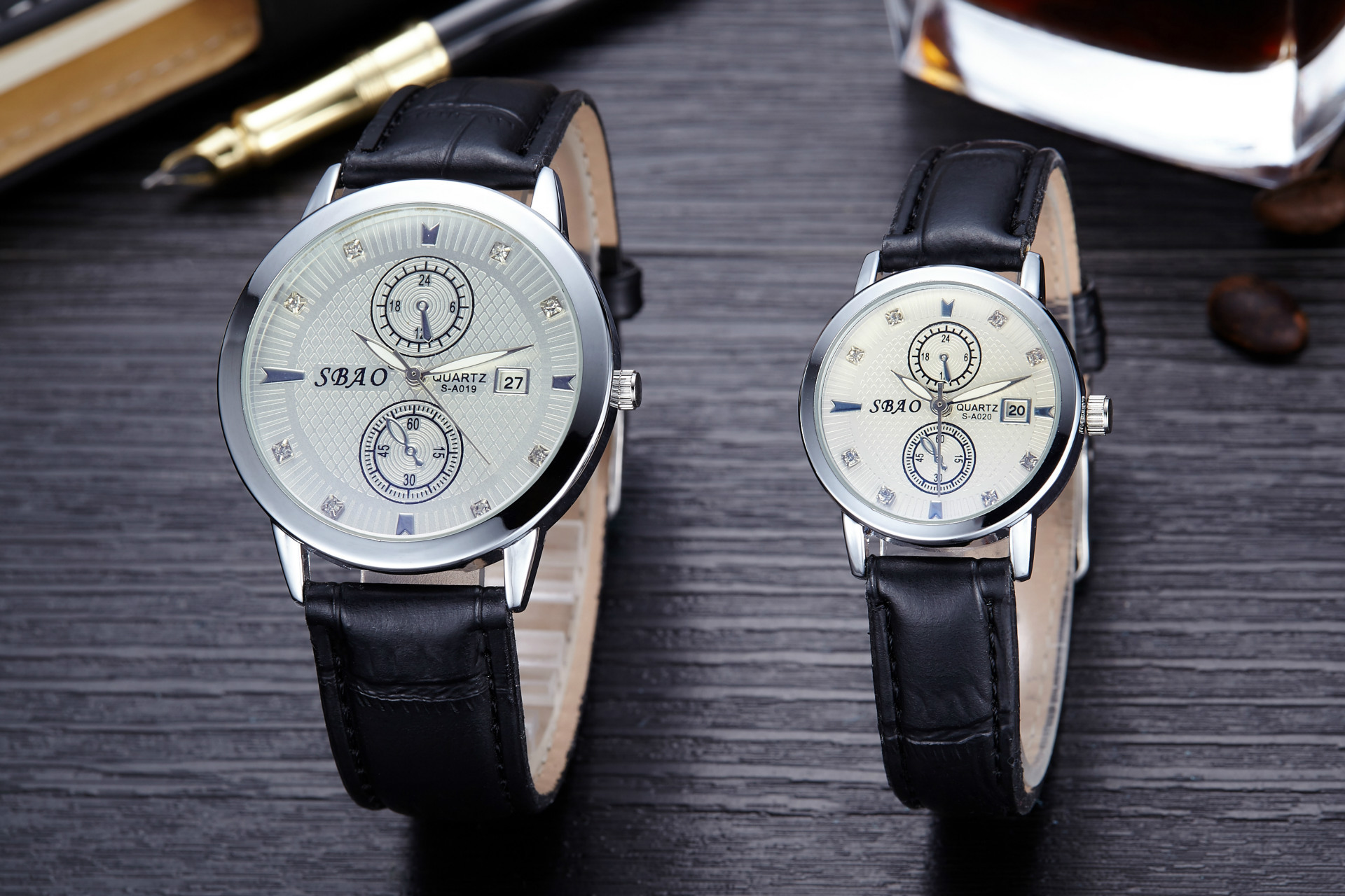 Double Calendar Couple On The table Fashion Student Retro Belt Watch Korean Version Boys Table
