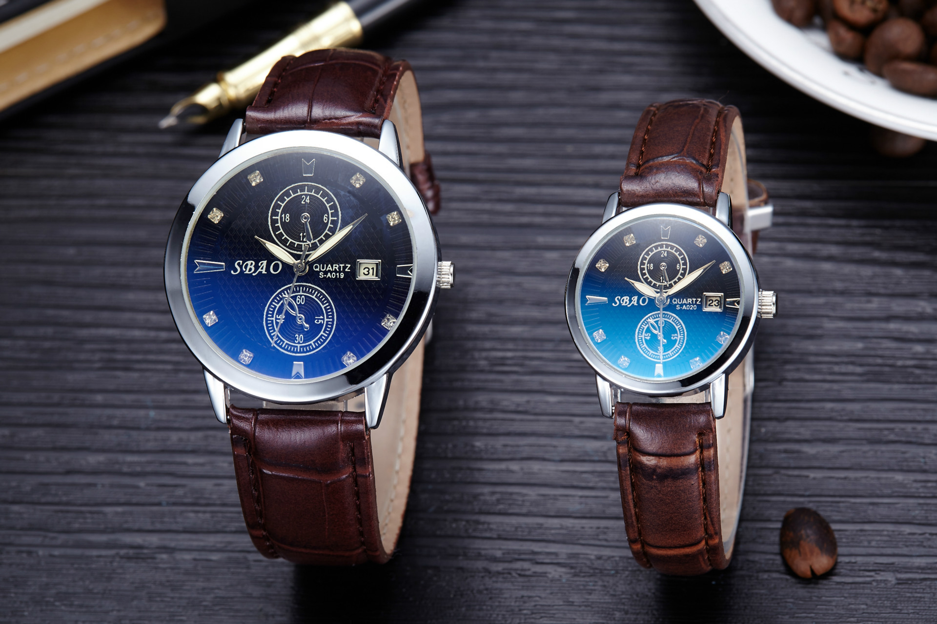 Double Calendar Couple On The table Fashion Student Retro Belt Watch Korean Version Boys Table