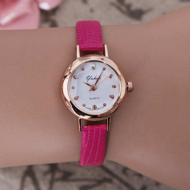Ms Watch Three-dimensional Female Watch Belt Small Size Exquisite Bracelet Watch