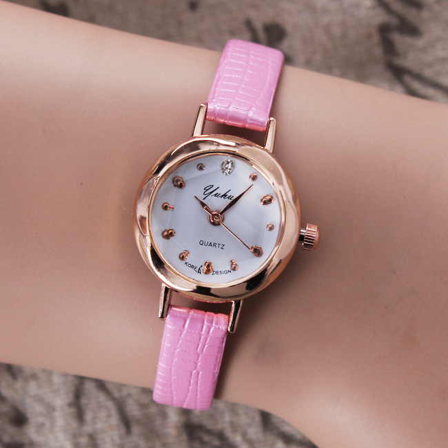 Ms Watch Three-dimensional Female Watch Belt Small Size Exquisite Bracelet Watch