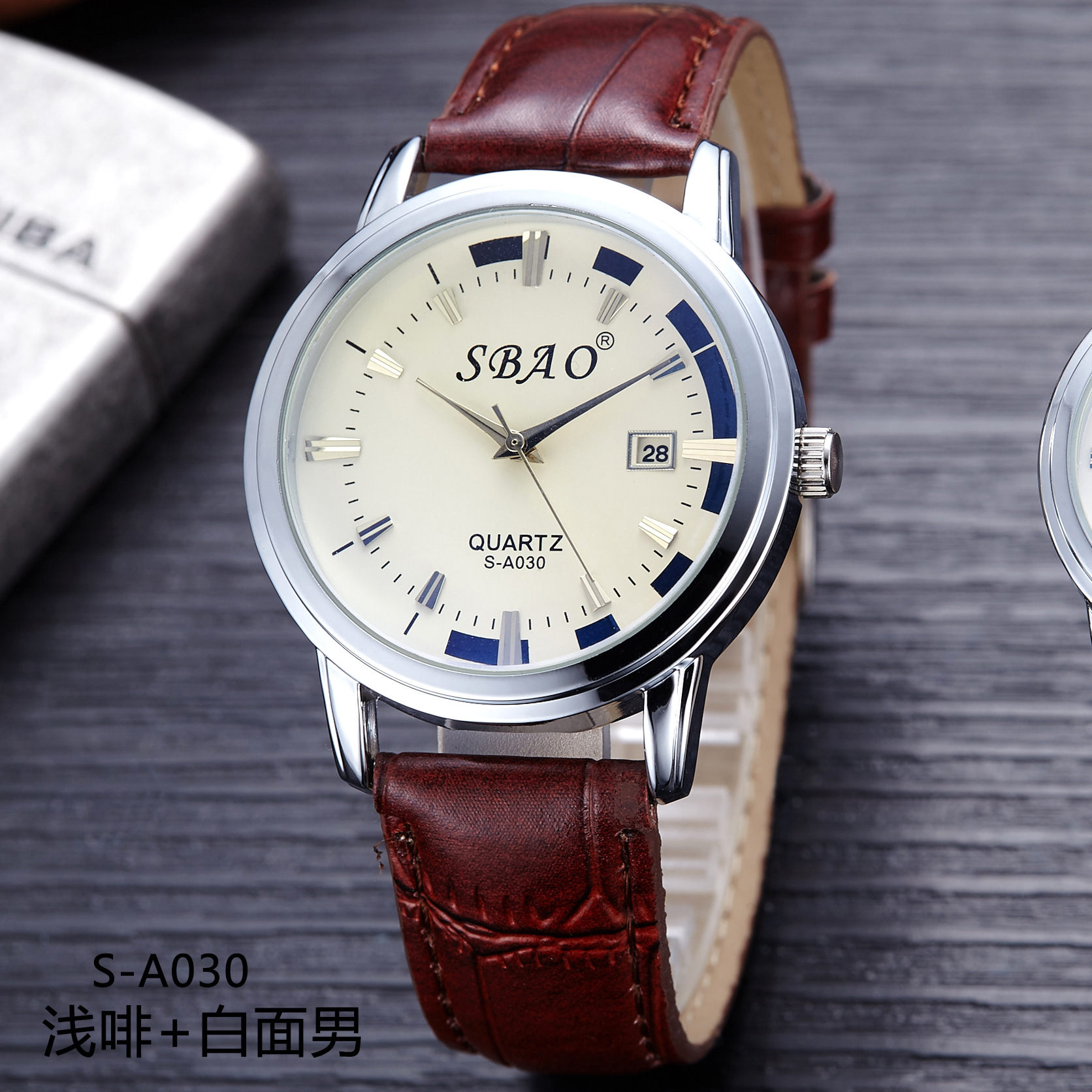 Fashion Atmosphere Belt Quartz Watches Couple On The Table Fashion Watch Life Waterproof Watch