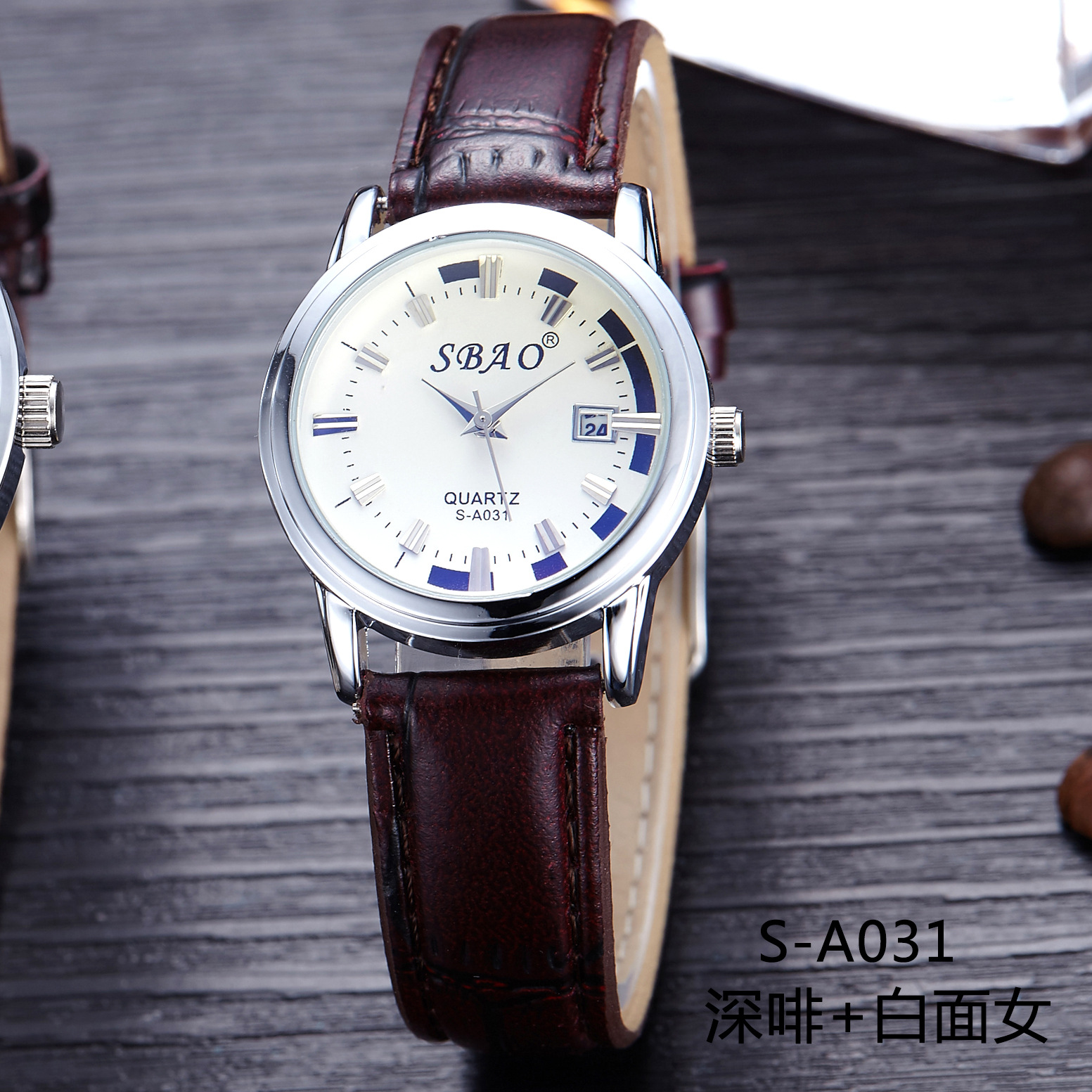 Fashion Atmosphere Belt Quartz Watches Couple On The Table Fashion Watch Life Waterproof Watch