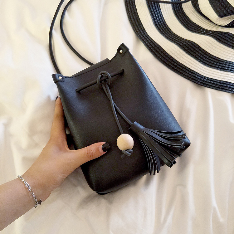 Lady bags Mini Tassel Bucket Bag Small Change Leisure Mobile Phone Bag Messenger Bag