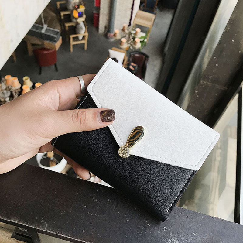The New Wallet Female Short Section Student Small Fresh Multifunction Wallet Buckle Hand Bag
