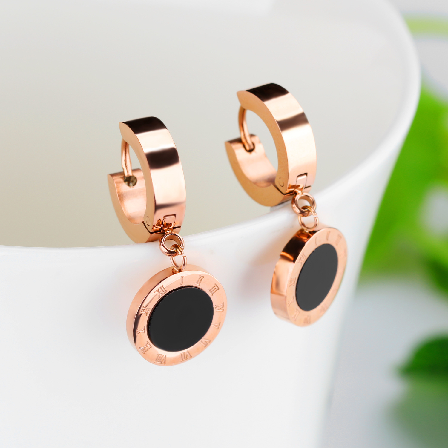 Black Rome Digital Simple Round Cake Earring Titanium Steel Fashion Rose gold Earrings