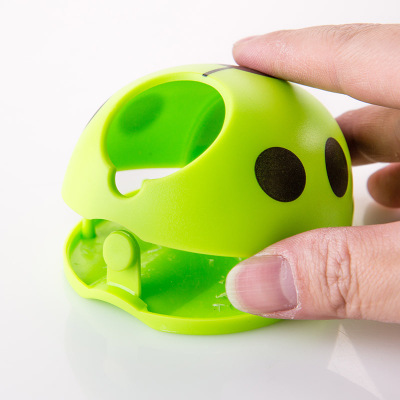 Corn Round Shaving Plane Corn Tools Creative Kitchen Cartoon Ladybug Corn Planing