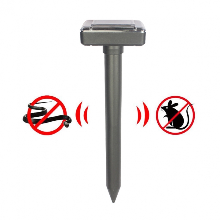 Solar Energy Mousetrap Insertion Ultrasound Pest Repeller Garden Paddy Snake
