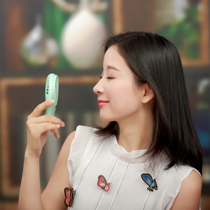 Creativity Blowing Eyelashes Fingernails Small Fan Daily Care USB Mini fan