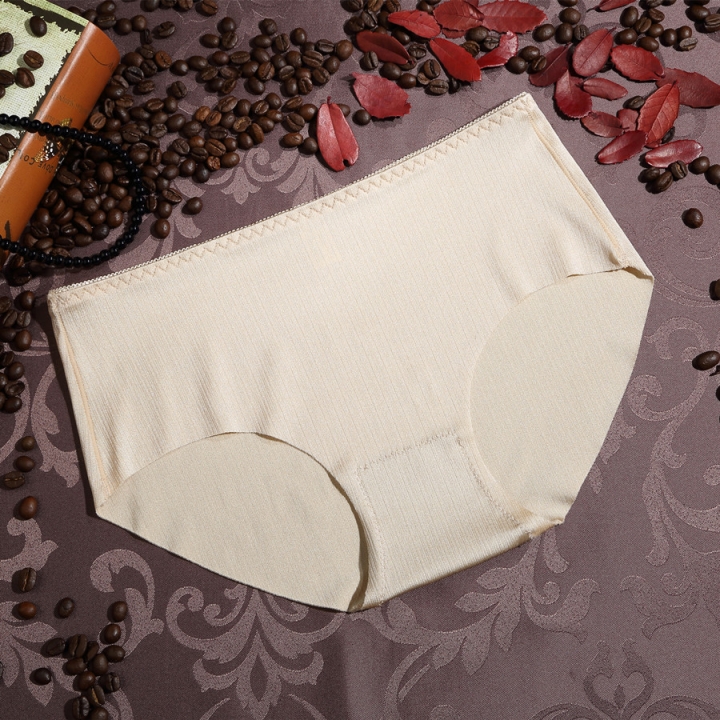 Ms Brushed No Trace Underwear Middle Waist One Piece Women's Sexy Hips Underwear