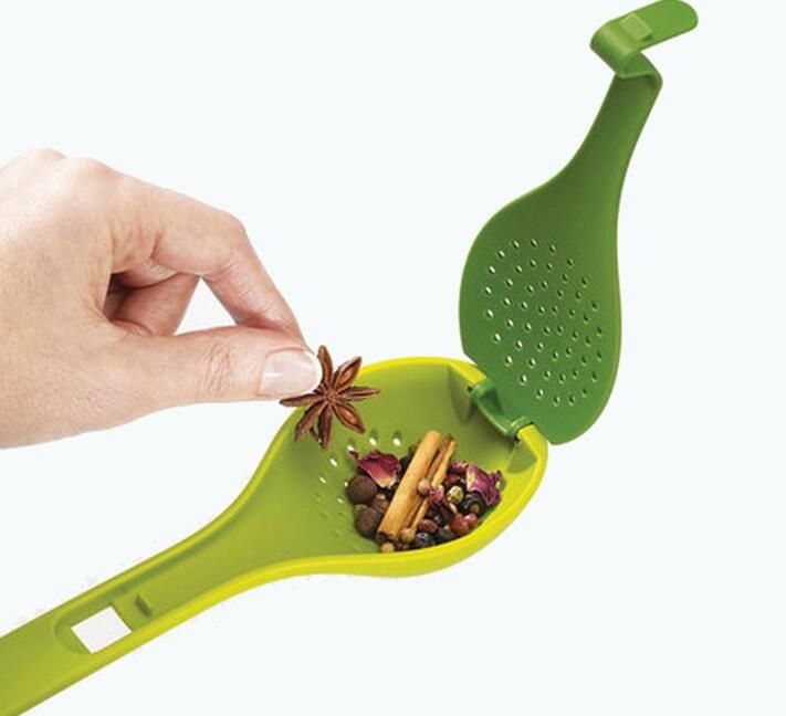 Seasoning Soup Spoon Pork Sauce Box Filter Ball long Handled Spoon kitchen Accessories