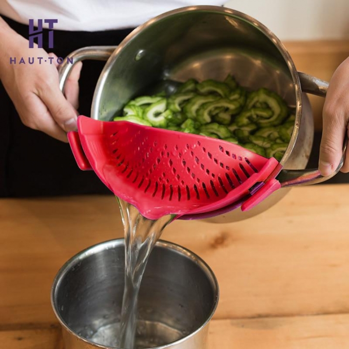 Household Creative Noodles Vegetables Pouring Vegetables filter Leak Proof Baffle Drainer