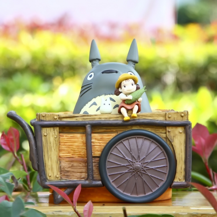 Totoro Holding corn Xiaomei Harvest Seasonal flower Pot resin Process Decoration