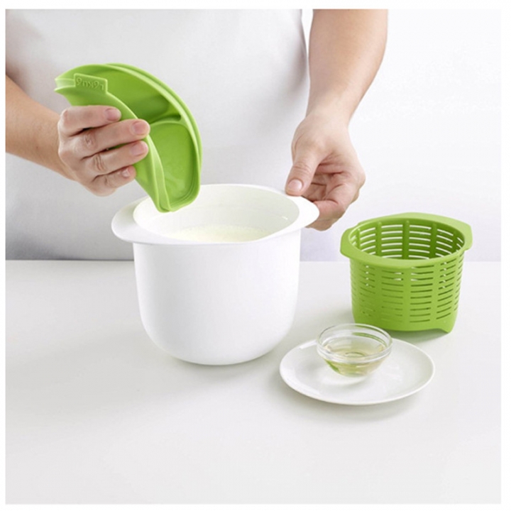 Kitchen Tools  Microwave oven Cheese Maker Silica Gel Kitchenware