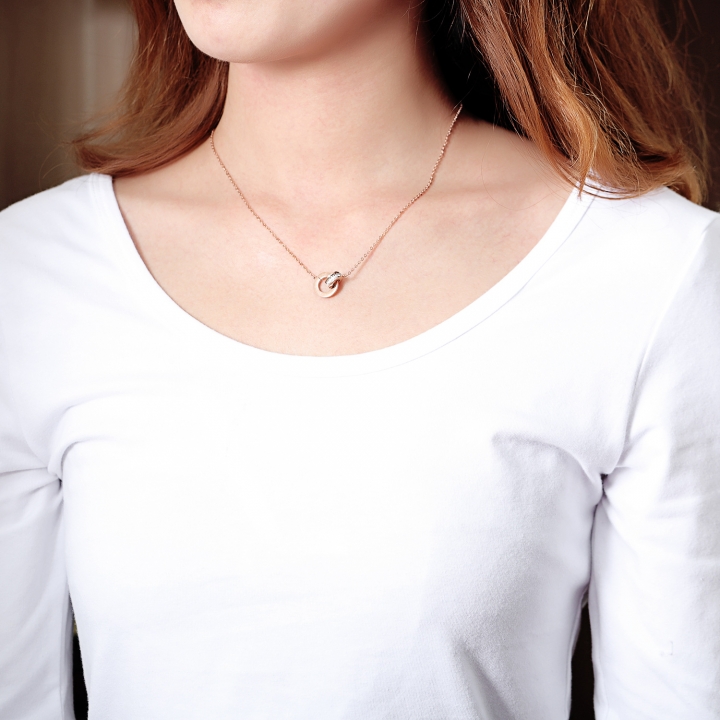 Titanium steel Rose gold plated Double ring Rome digital necklace Diamond Clavicular chain