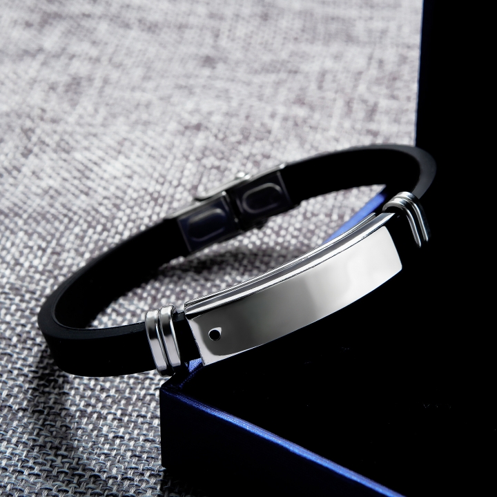 Personality Wild Titanium steel mosaic magnet Bracelet Men trend Silica gel Bracelet