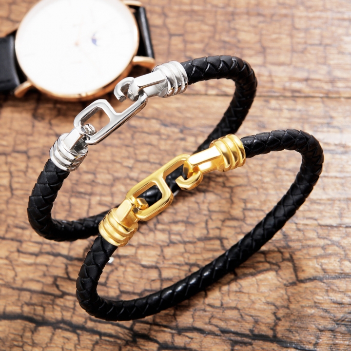Western style Men 6 word buckle personality trend stainless steel Leather bracelet