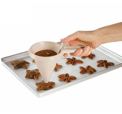 Adjustable Icing Candy Funnel Chocolate Pastry Mold Cream Cupcake Pancake Muffin Funnel Baking Tools  Kitchen Restaurant Supplies