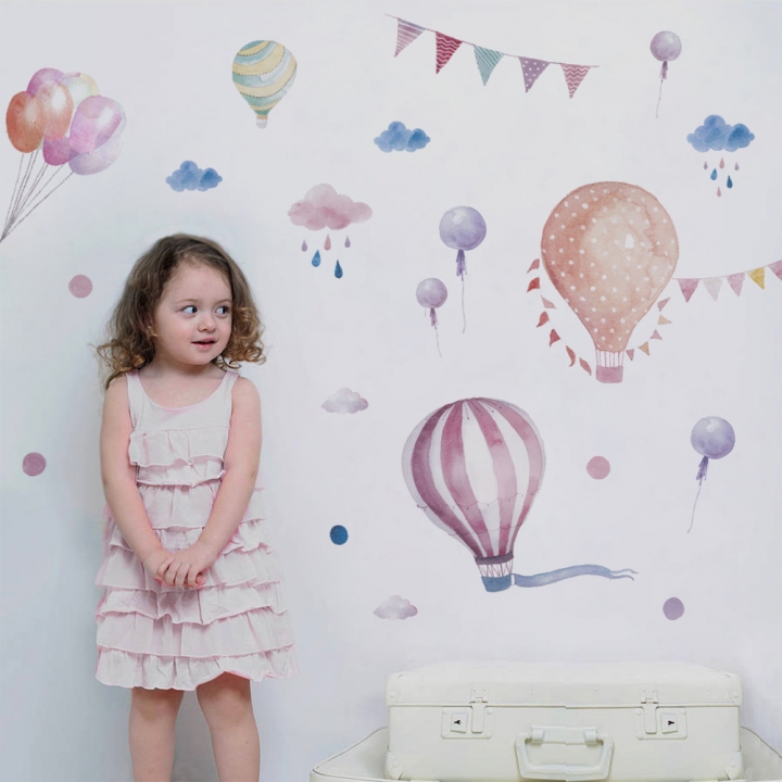 Creative color hot air balloon Wall Sticker Teenage girl style decoration Sticker